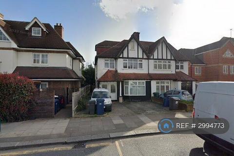 undefined, Edgwarebury Lane, Edgware, HA8