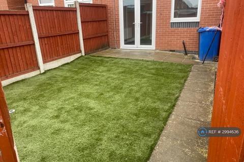3 bedroom terraced house to rent, Whelley, Wigan, WN1