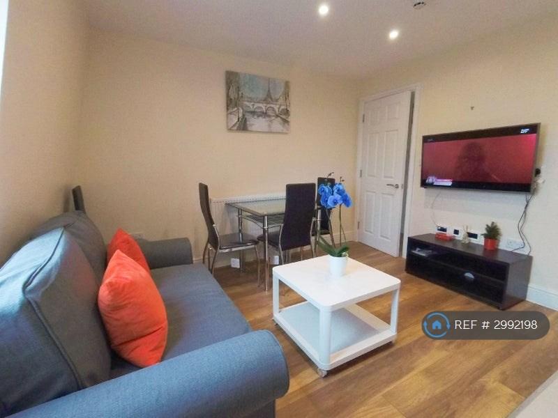 Apartment in London - View 4