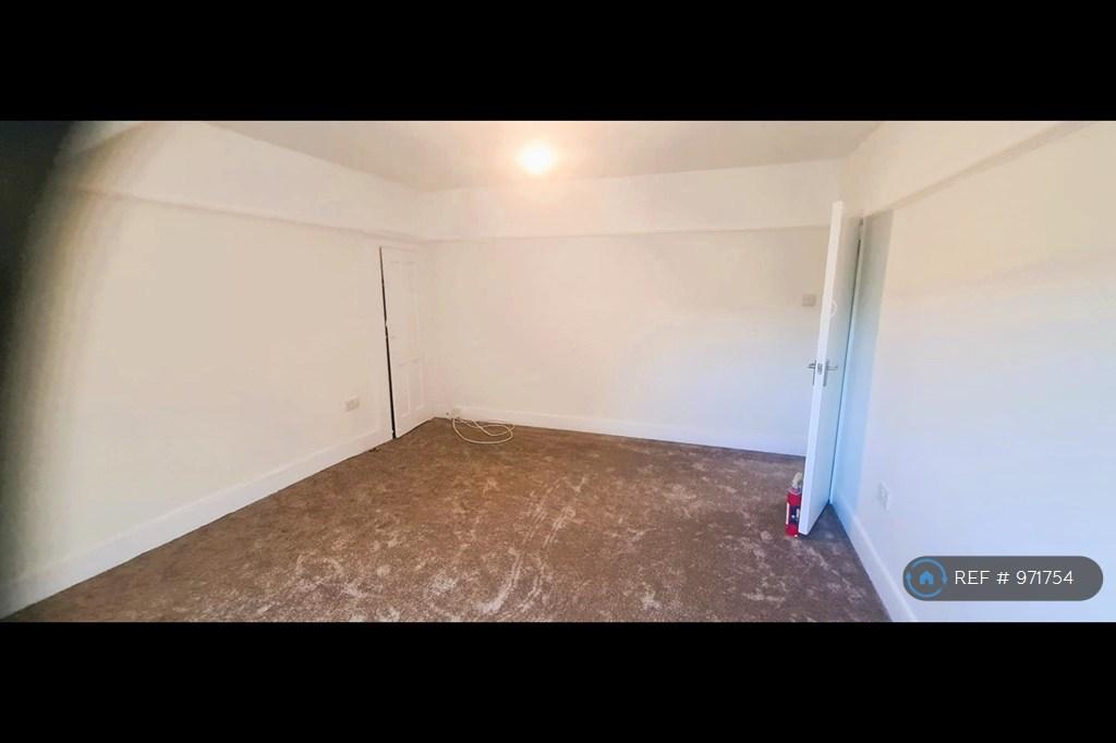 Apartment in London - View 2