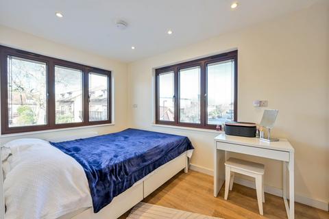 2 bedroom house for sale, Albany Mews, Kingston, Kingston upon Thames, KT2
