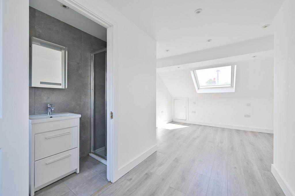 En suite bedroom, en suite
