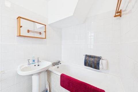 3 bedroom terraced house for sale, Tiverton Road, Ruislip HA4