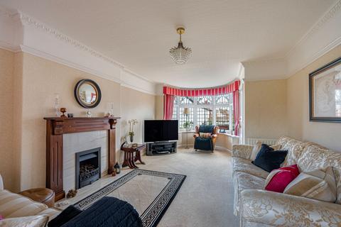 3 bedroom detached house for sale, Trafalgar Avenue, Skegness PE25