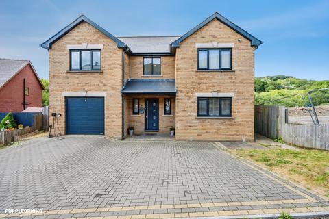 4 bedroom detached house for sale, Beech Tree Crescent, Abertillery, NP13