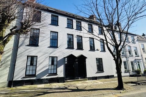 2 bedroom apartment to rent, Carmarthen SA31