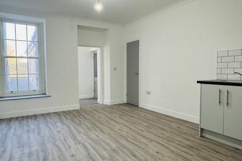 2 bedroom apartment to rent, Carmarthen SA31