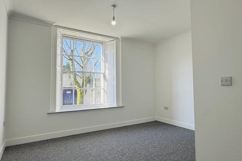 2 bedroom apartment to rent, Carmarthen SA31