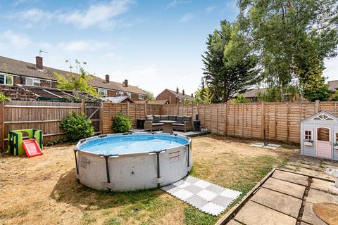 3 bedroom semi-detached house for sale, Elderfield Road, Caversfield, OX27