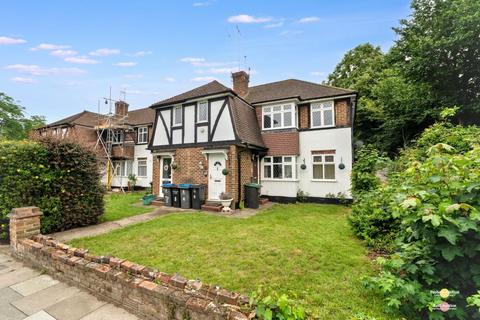 2 bedroom maisonette for sale, Latchmere Lane, Kingston upon Thames KT2