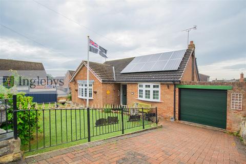2 bedroom detached bungalow for sale, Glebe Gardens, Easington