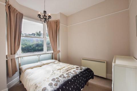 2 bedroom flat to rent, Akenside Terrace, Newcastle upon Tyne, NE2