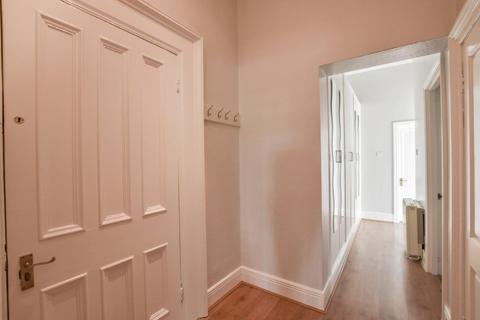 2 bedroom flat to rent, Akenside Terrace, Newcastle upon Tyne, NE2