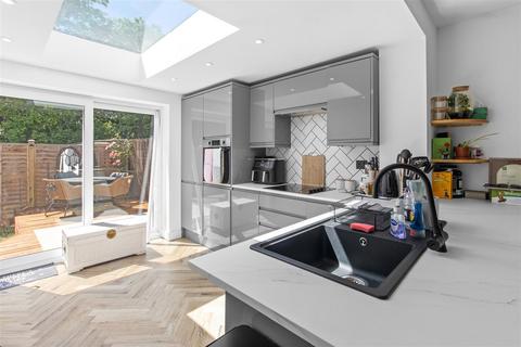 3 bedroom semi-detached bungalow for sale, Bramble Drive, Hailsham