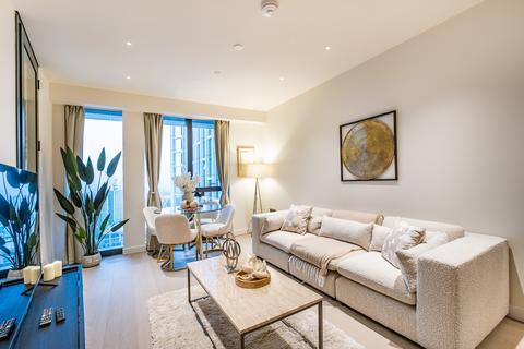 1 bedroom apartment to rent, Nine Elms Lane London SW8