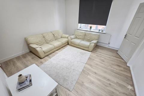 2 bedroom semi-detached house for sale, Trinity Close,  Hounslow, TW4