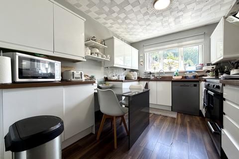 4 bedroom detached house for sale, Tramroadside, Quakers Yard CF46