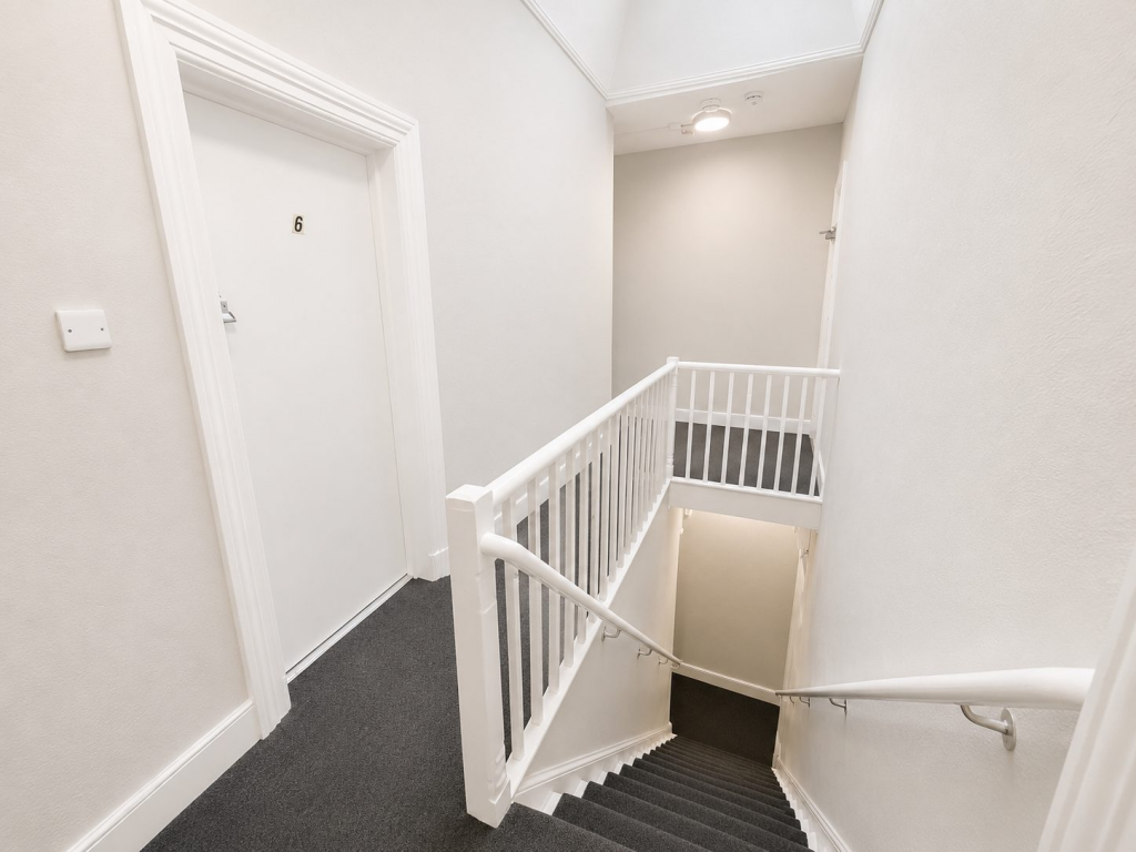 Apartment in Southampton - View 2