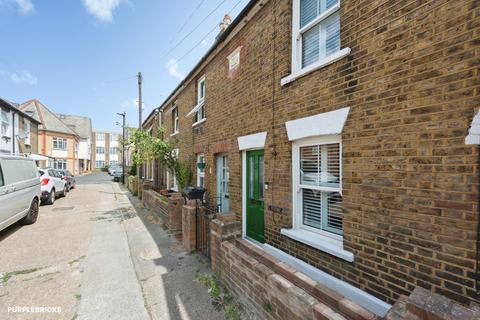 2 bedroom terraced house for sale, New Road, Hounslow, TW3