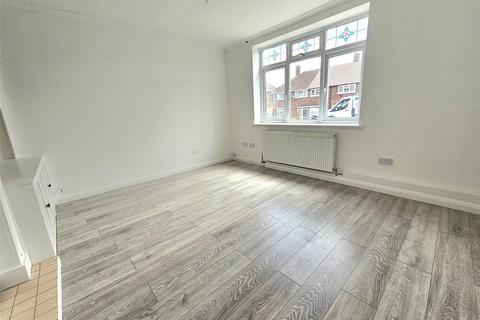 3 bedroom end of terrace house to rent, Penrith Road, Romford, Essex, RM3