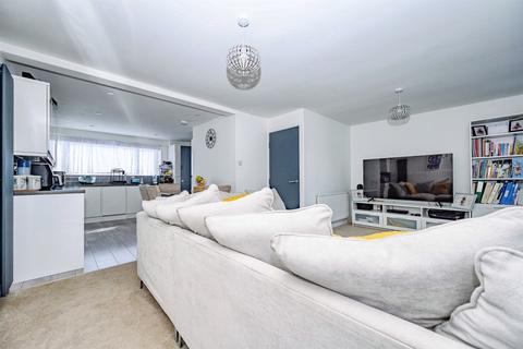 3 bedroom maisonette for sale, Westerdale, Hemel Hempstead