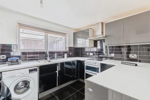 3 bedroom end of terrace house for sale, Tynemouth Close, Coventry