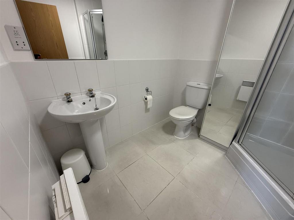 En suite shower room