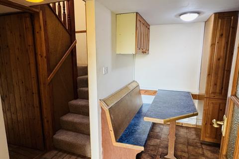 2 bedroom barn conversion to rent, Carmarthen SA32