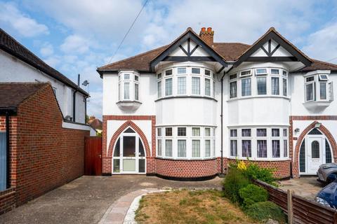 3 bedroom semi-detached house to rent, Epsom and Ewell, KT17