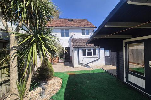 3 bedroom semi-detached house for sale, South Street, Crewkerne, TA18