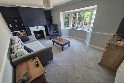 3 bedroom semi-detached house for sale, South Street, Crewkerne, TA18