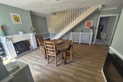 3 bedroom semi-detached house for sale, South Street, Crewkerne, TA18