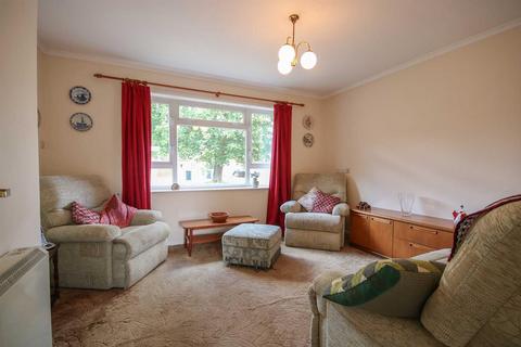 2 bedroom semi-detached bungalow for sale, North Drive, Ely CB7