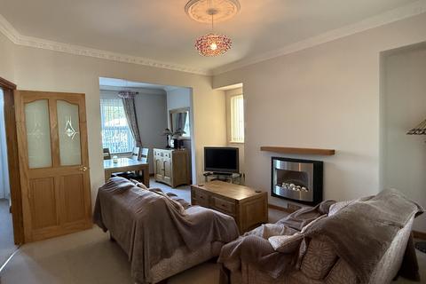 3 bedroom semi-detached house to rent, Rice Street, Ammanford SA18