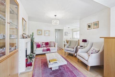2 bedroom semi-detached bungalow for sale, Pavilion Way, Ruislip HA4