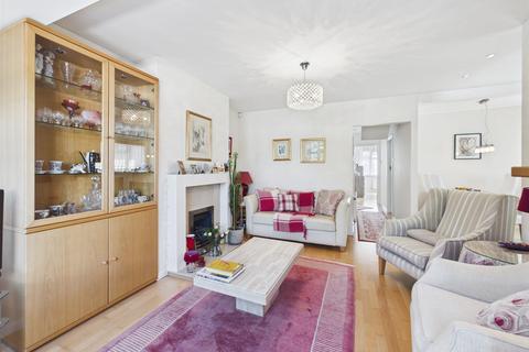 2 bedroom semi-detached bungalow for sale, Pavilion Way, Ruislip HA4