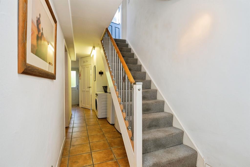 House in Tunbridge Wells, Kent - More