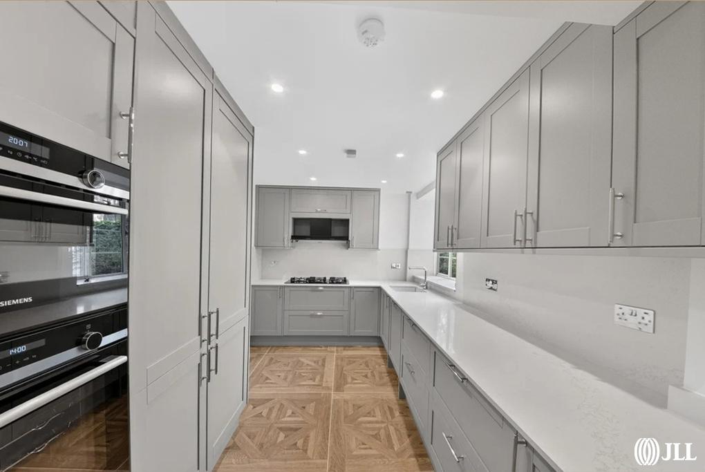 Apartment in London - View 4