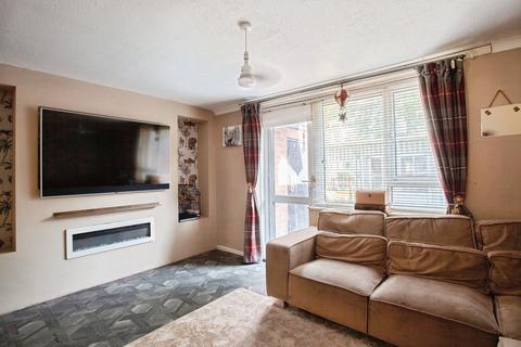 3 bedroom end of terrace house for sale, Rosemary Road, Sheffield, S20