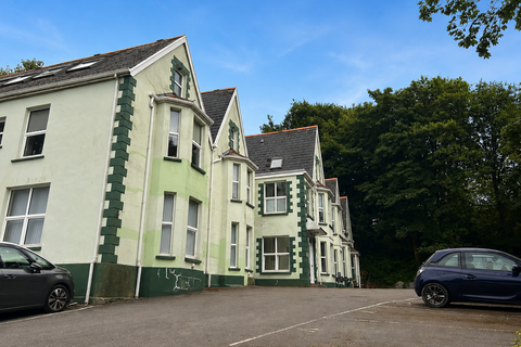 2 bedroom apartment for sale, Old Road, Neath SA11