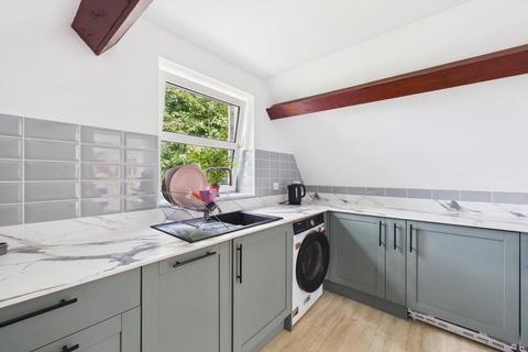 2 bedroom apartment for sale, Old Road, Neath SA11