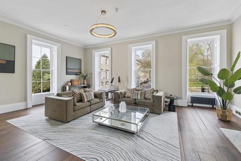 5 bedroom townhouse for sale, 13 Queen Square, Bath, Somerset, BA1 2HN