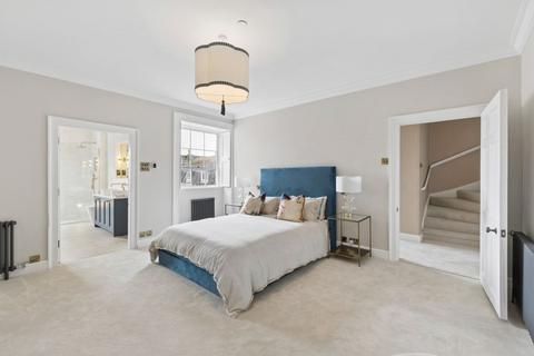 5 bedroom townhouse for sale, 13 Queen Square, Bath, Somerset, BA1 2HN