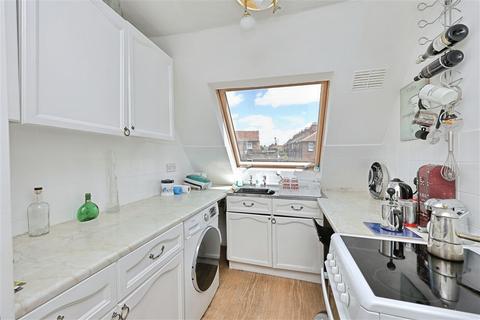 2 bedroom apartment for sale, St. Martins Close, NORWICH