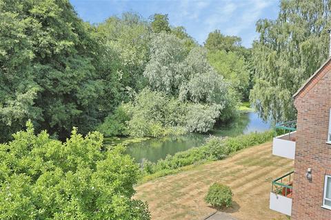 2 bedroom apartment for sale, St. Martins Close, NORWICH
