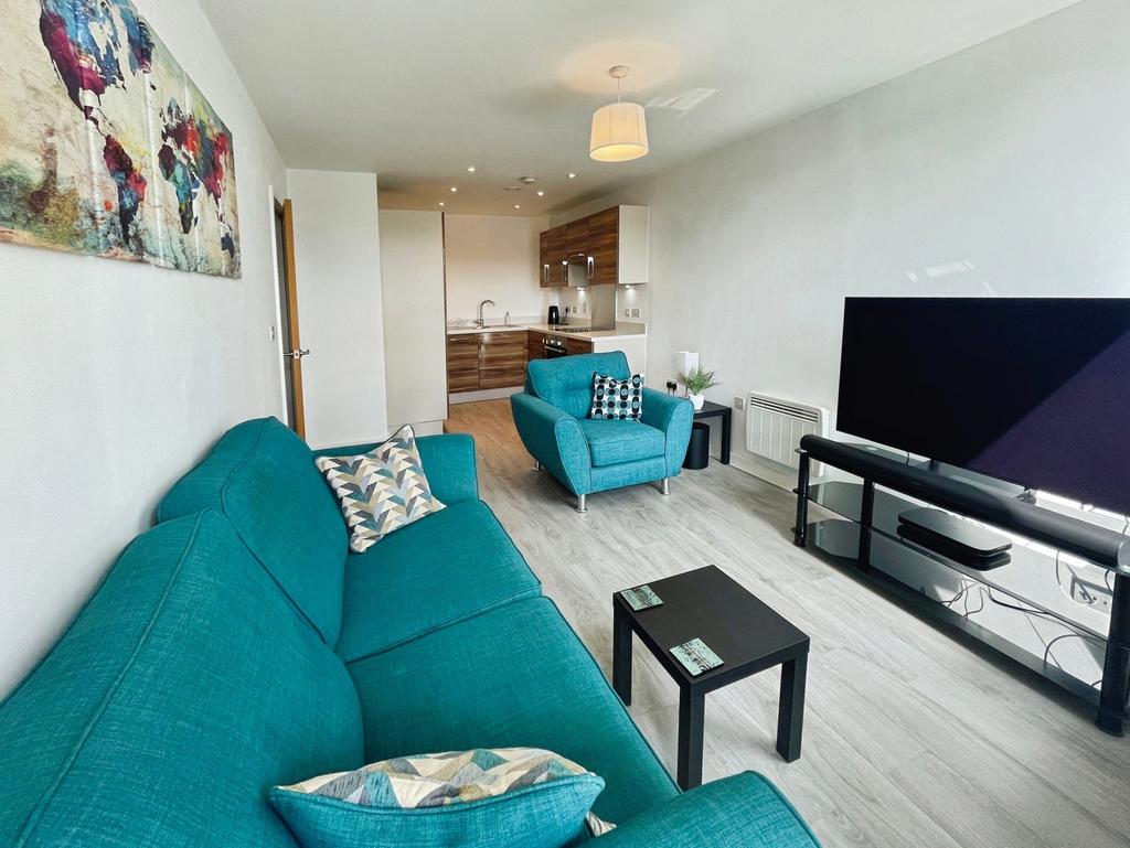 Apartment in Southampton - View 5