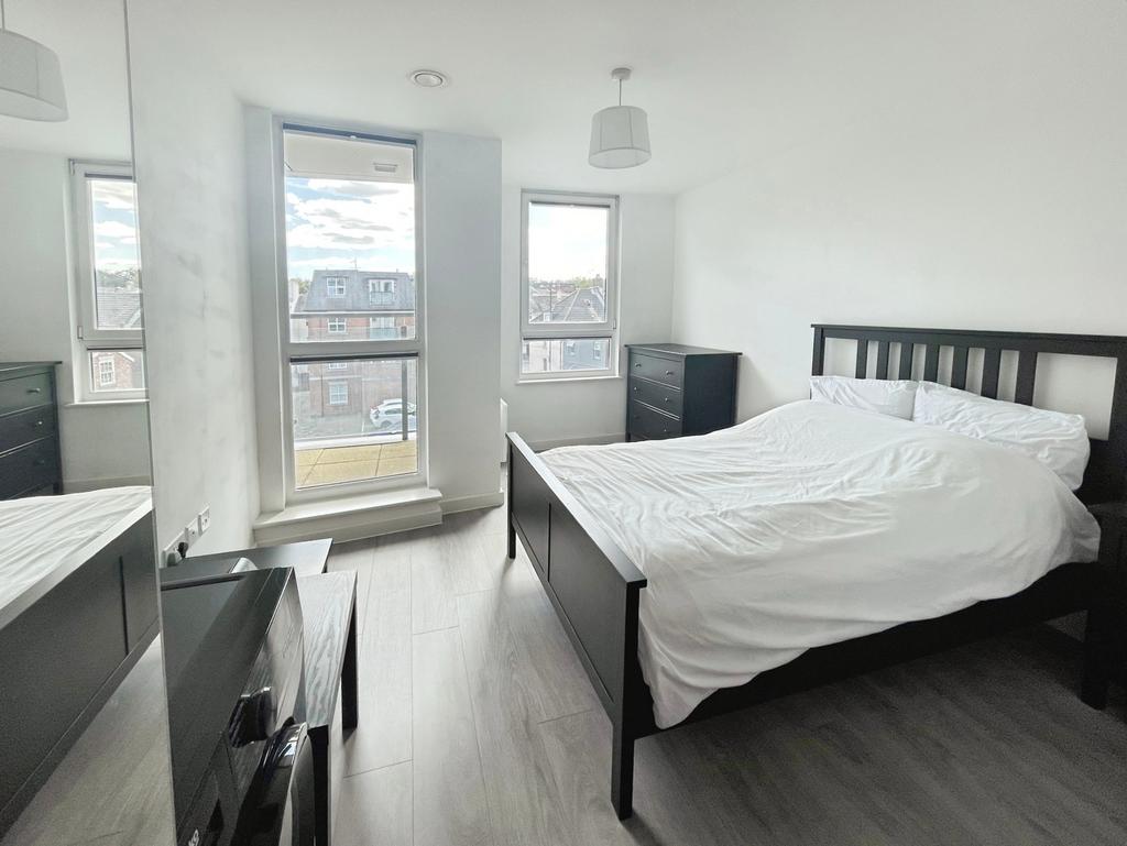 Apartment in Southampton - More
