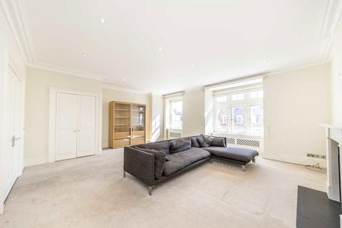 4 bedroom flat to rent, Palace Court, London W2