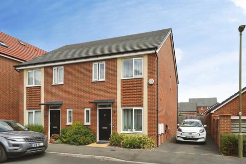 3 bedroom semi-detached house for sale, Rae Crescent, Wantage