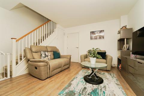 3 bedroom semi-detached house for sale, Rae Crescent, Wantage